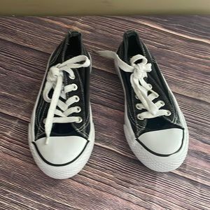 Kids Airwalk sneakers boys Size 12